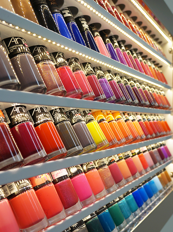 Manicure & Pedicure
